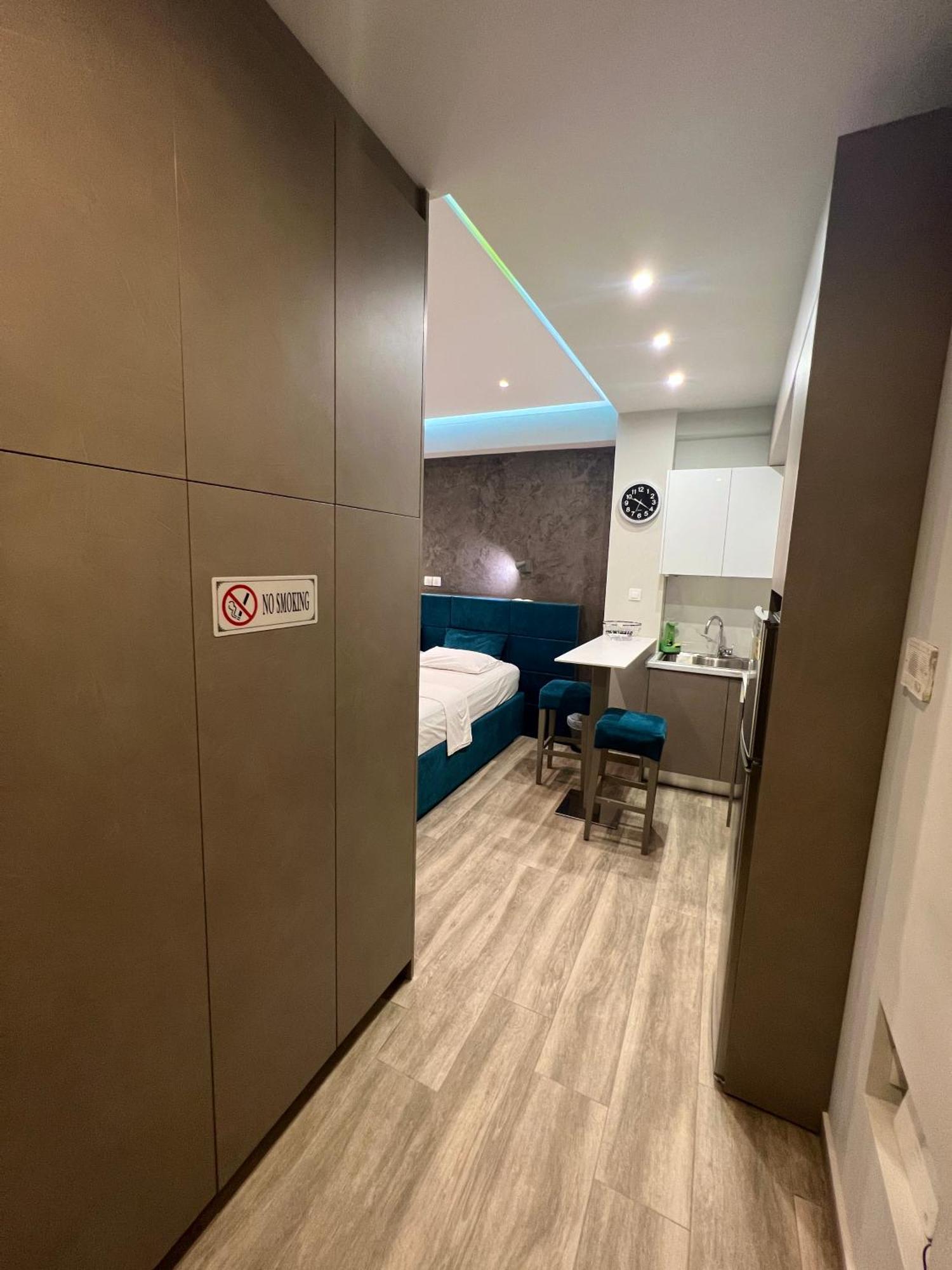 Emerald Lux Apartment Афіни Екстер'єр фото